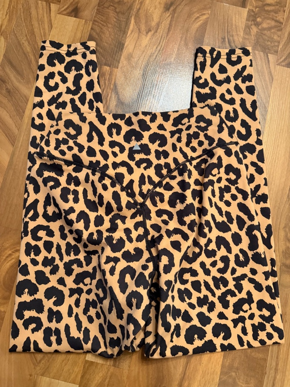 Balance Athletica Vitality cheetah print athletic workout leggings M